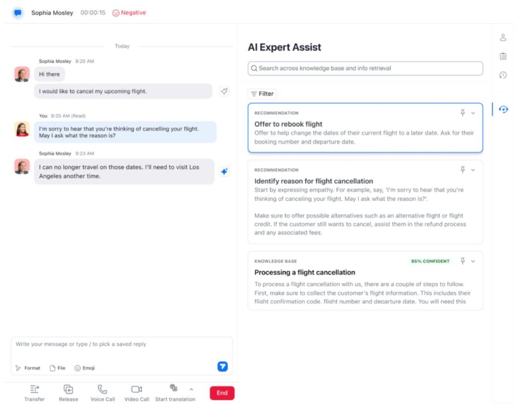 Zoom AI Expert Assist recommending live chat replies and relevant knowledge base articles for a flight cancellation request.
